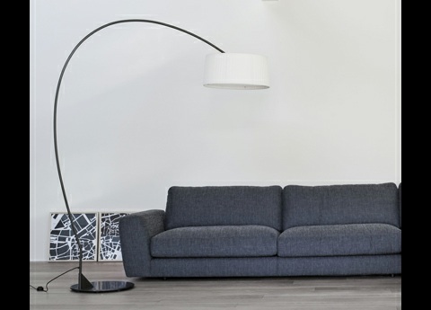 Revamping a tired living room with contemporary furniture | Go Modern