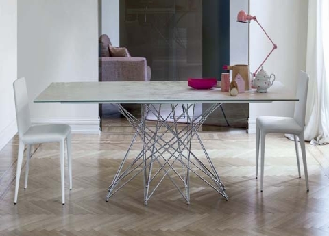 The Octa dining table