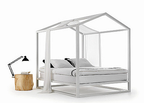 Casseta in Canada four poster