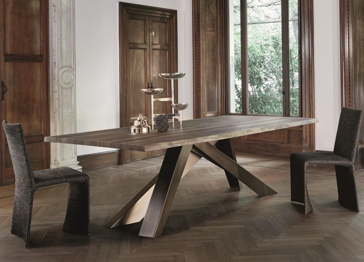 Bonaldo Big Dining Table In American Walnut With Natural Edges