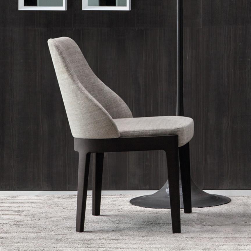 Molteni Chelsea Dining Chair
