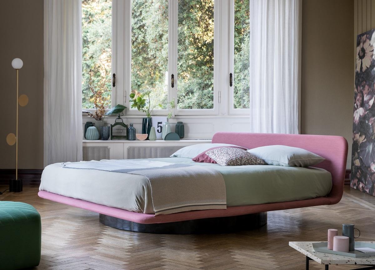 Bonaldo Giotto King Size Bed - Now Discontinued