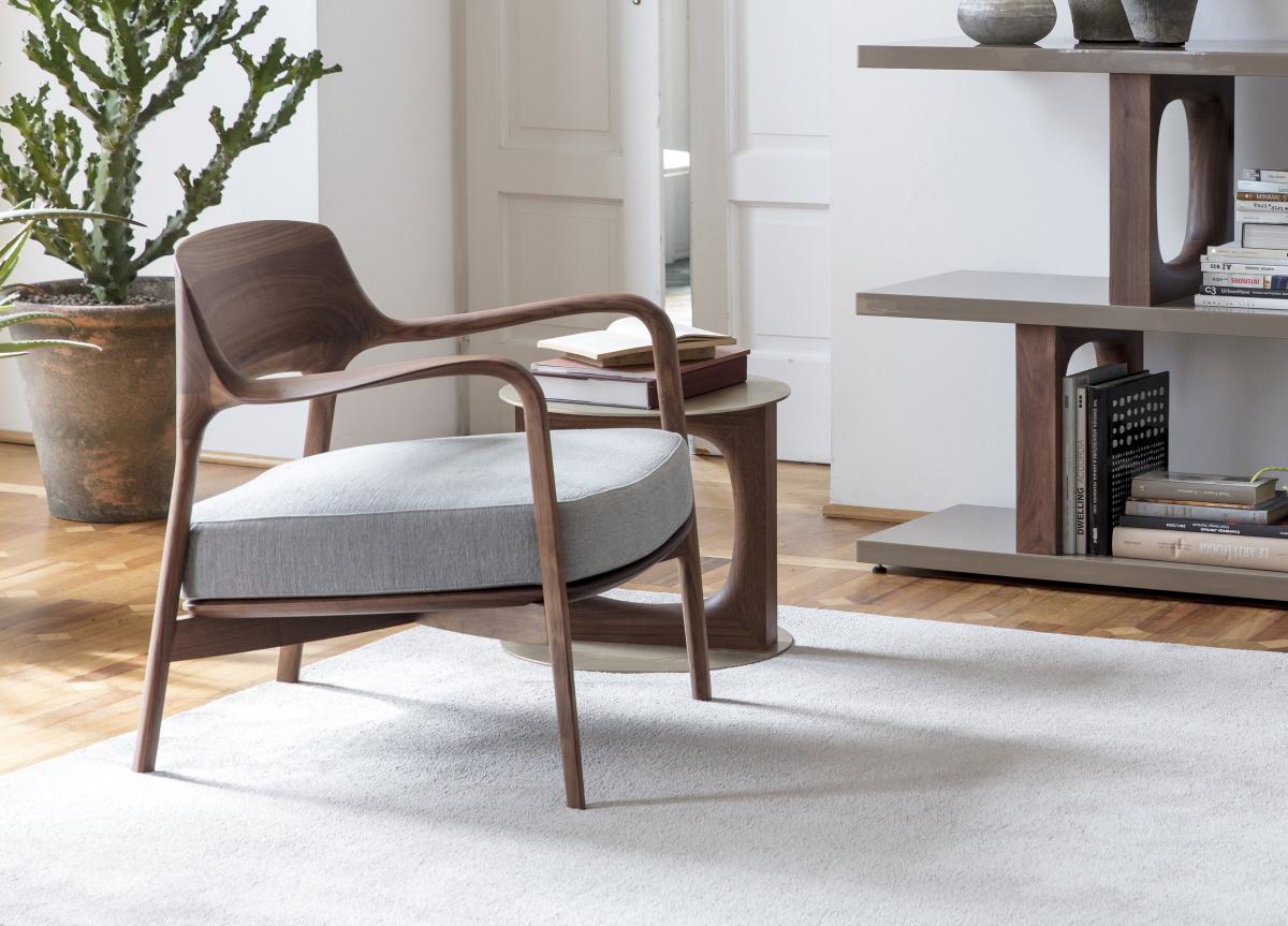 Porada Louis Armchair