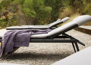 Tribu Branch Sun Lounger