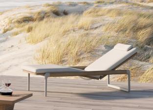 Manutti Flows Teak Sun Lounger