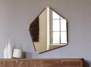 Porada Ops 1 Mirror