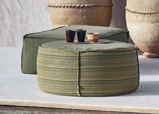 Manutti Touch Garden Poufs