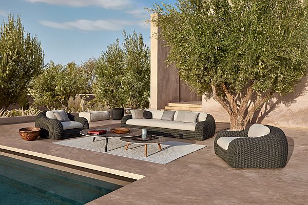 Manutti Kobo outdoor furniture