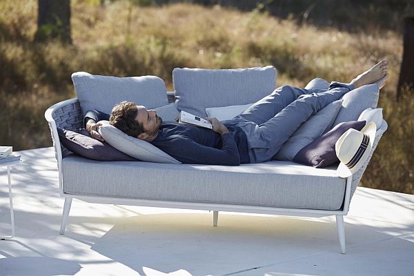 Manutti Cascade outdoor furniture