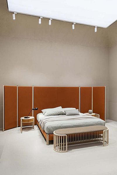 Bricola bed & wall panels, Palu bench & bedside tables design by Raffaella Mangiarotti