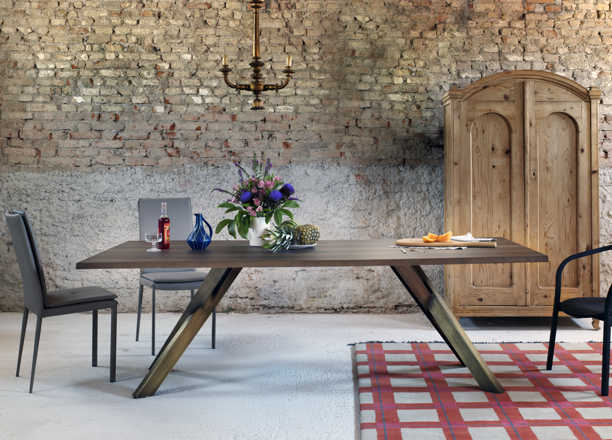 Bronze leg sales dining chair