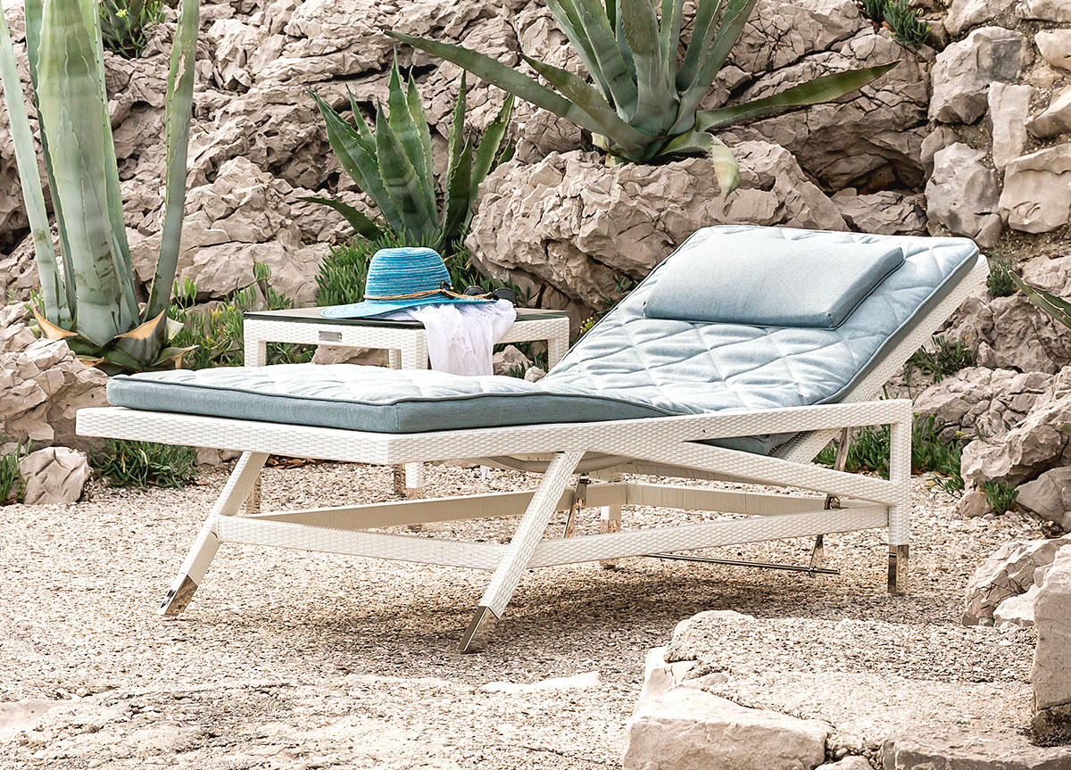 go outdoors sun loungers