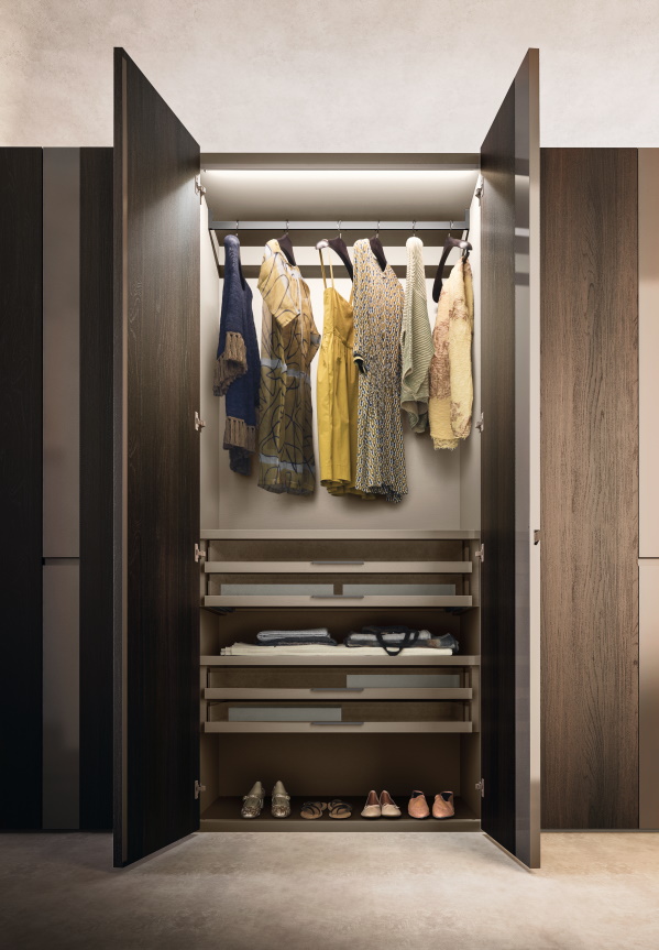 Dafre Strip Wardrobe | Contemporary Italian Wardrobes