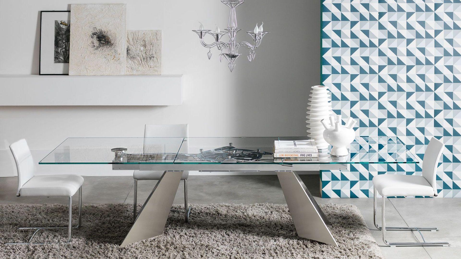Naos Dining Tables