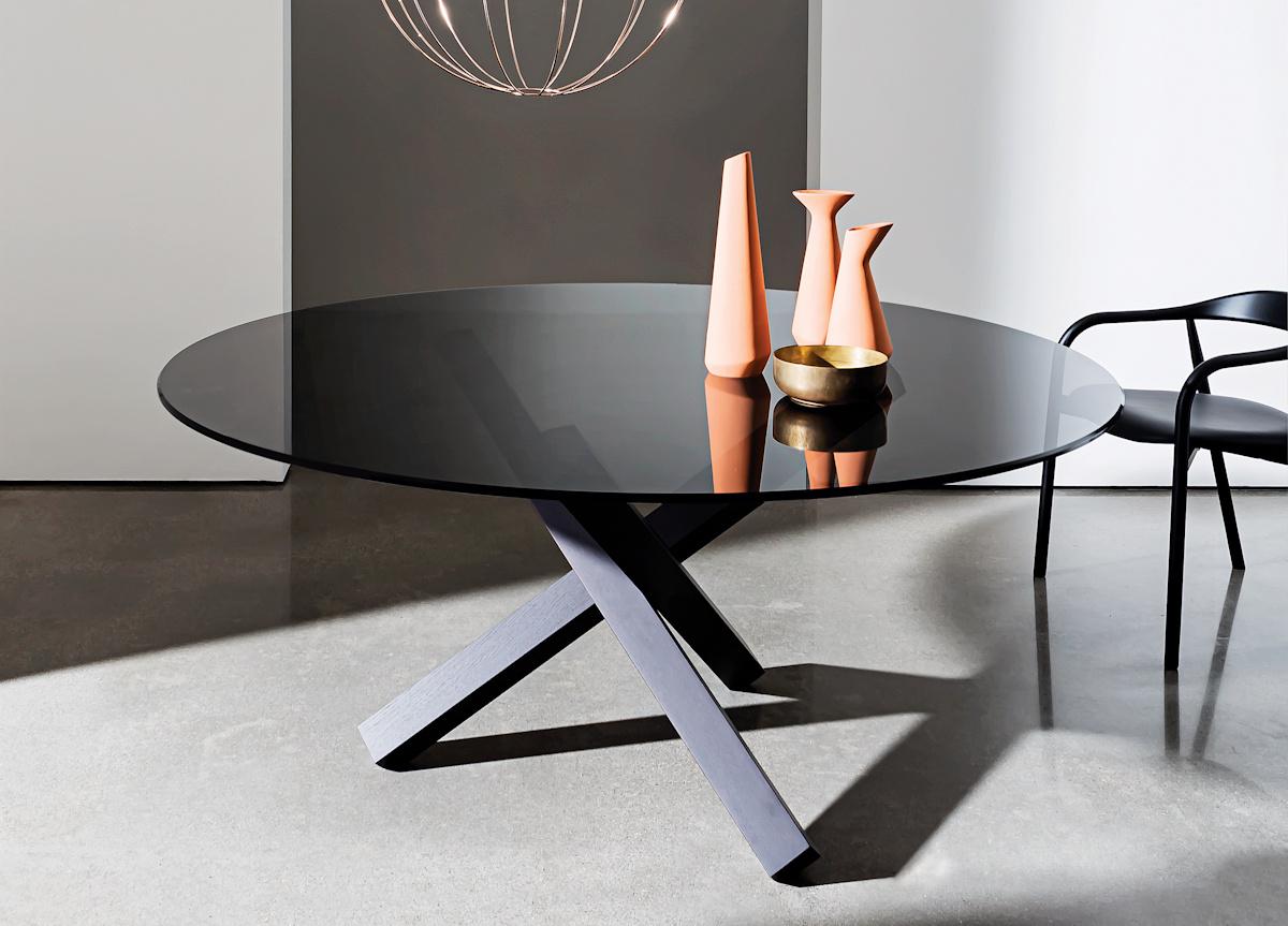 Sovet Italia Aikido Round Dining Table