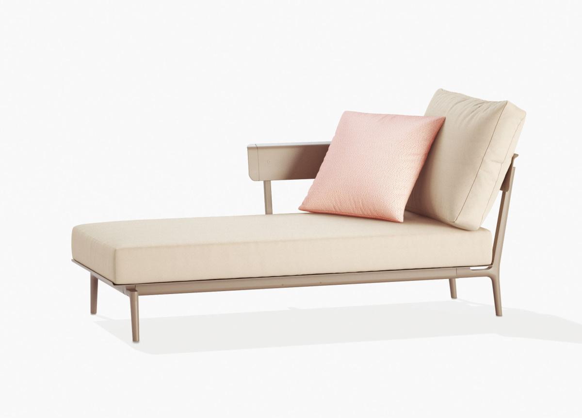 Aikana Garden Daybed