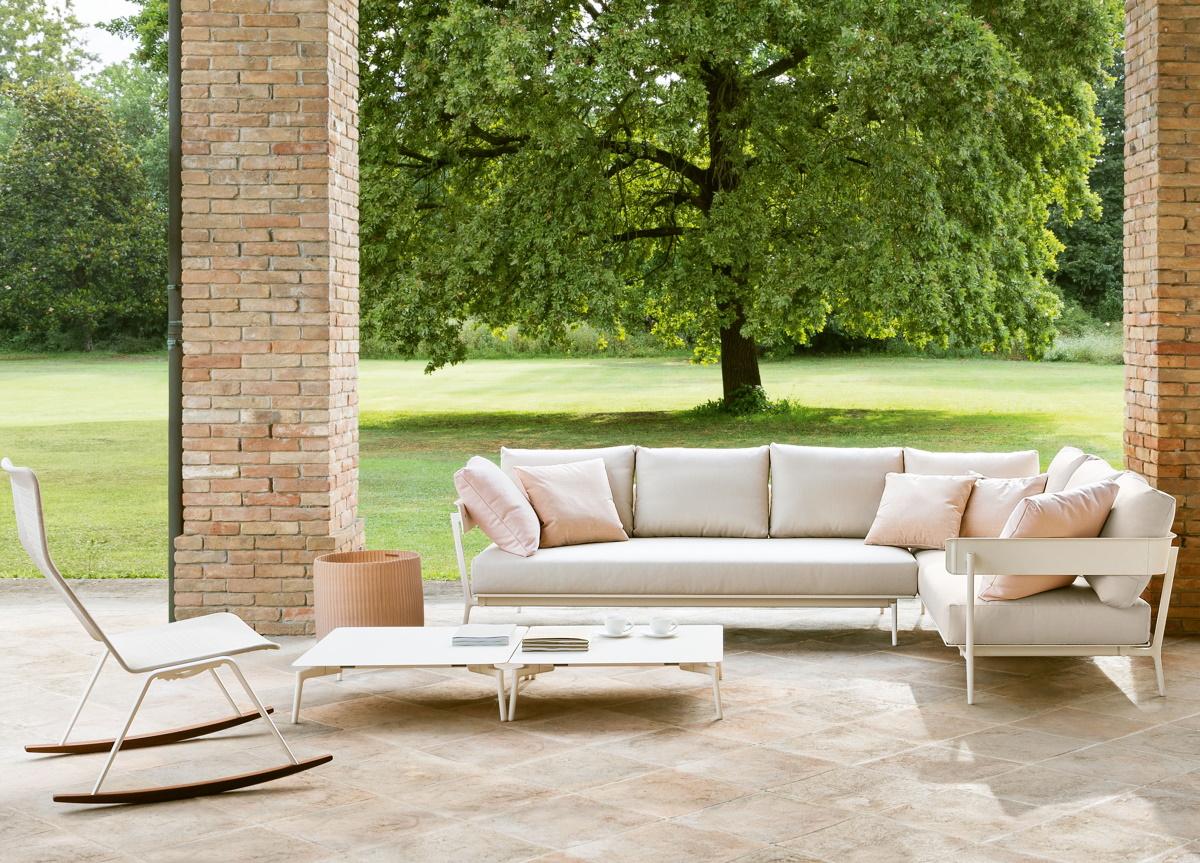 Aikana Garden Coffee Table