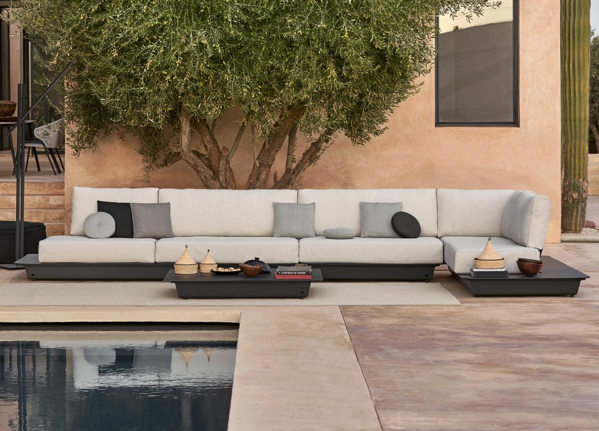 Large garden shop corner sofa