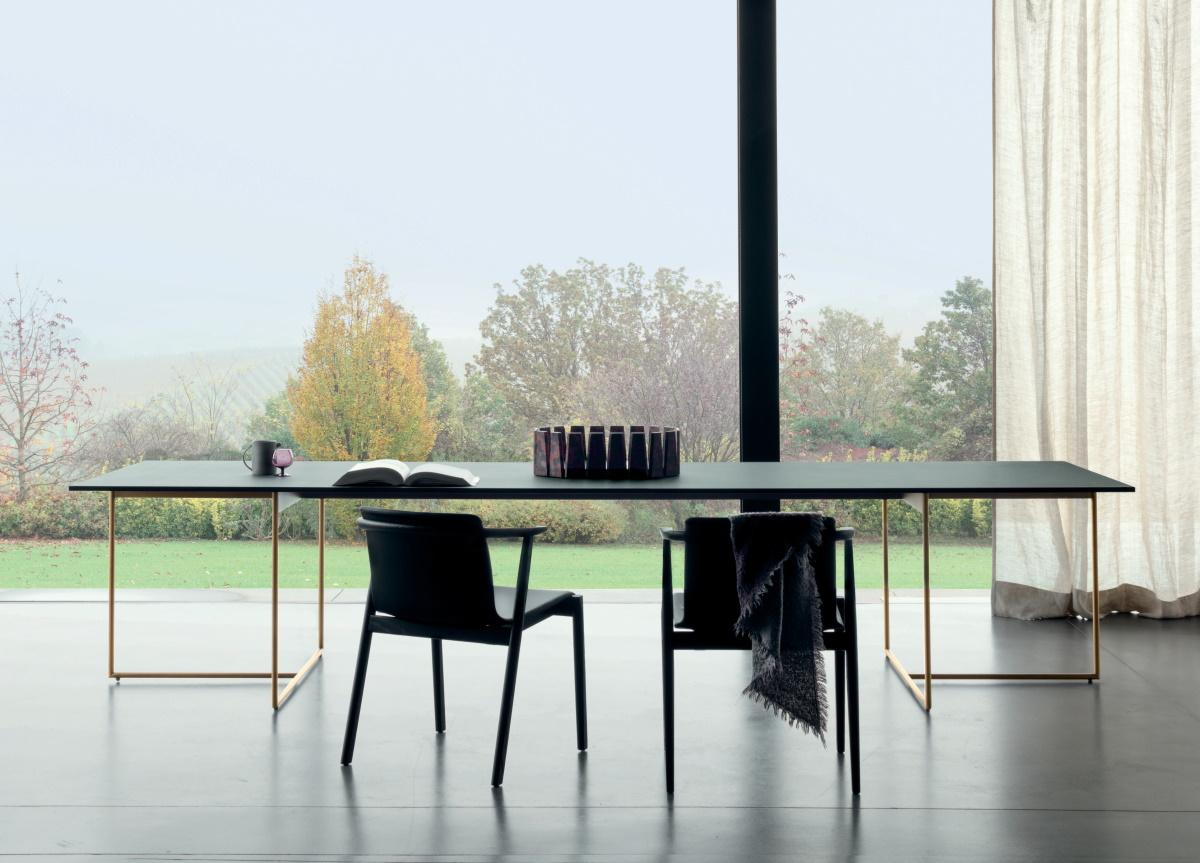 Lema Alamo Dining Table