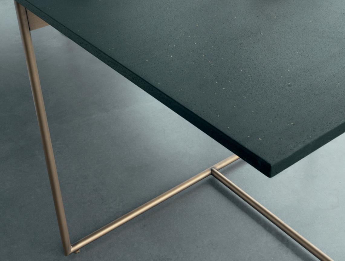 Lema Alamo Dining Table