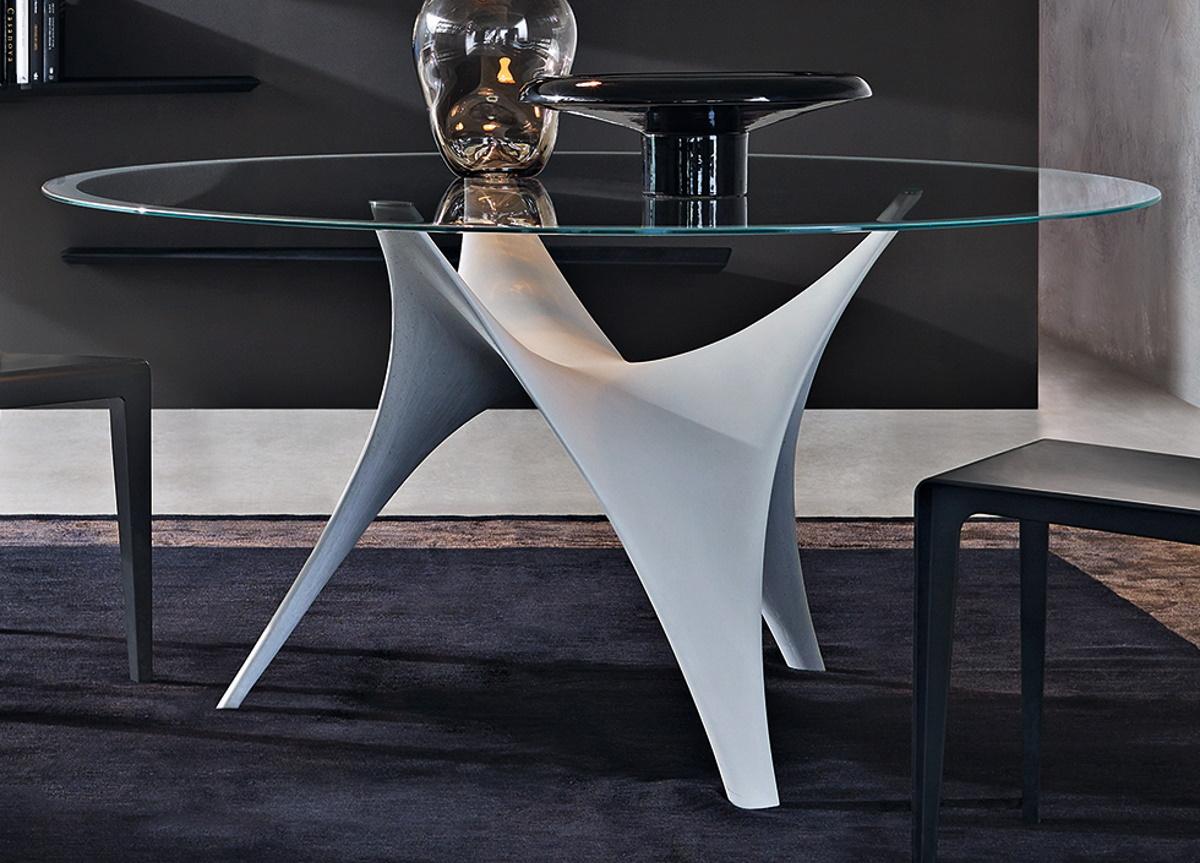 Molteni Arc Dining Table