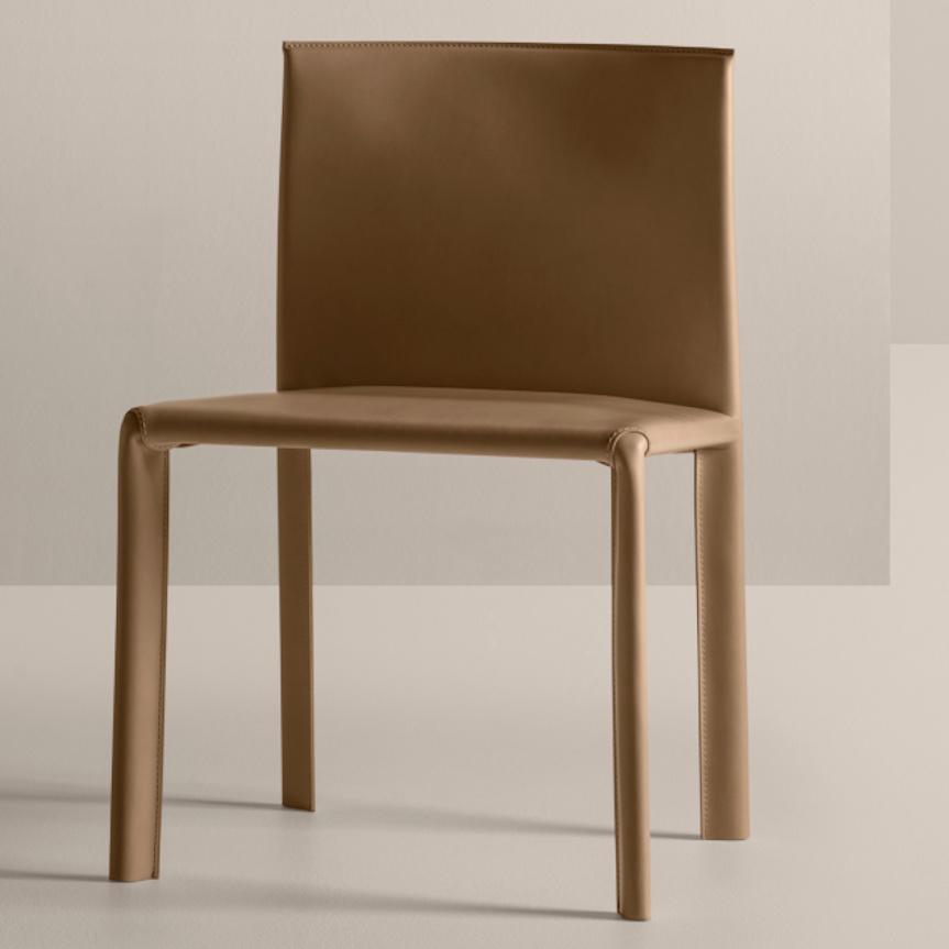 Frag Blyn Dining Chair