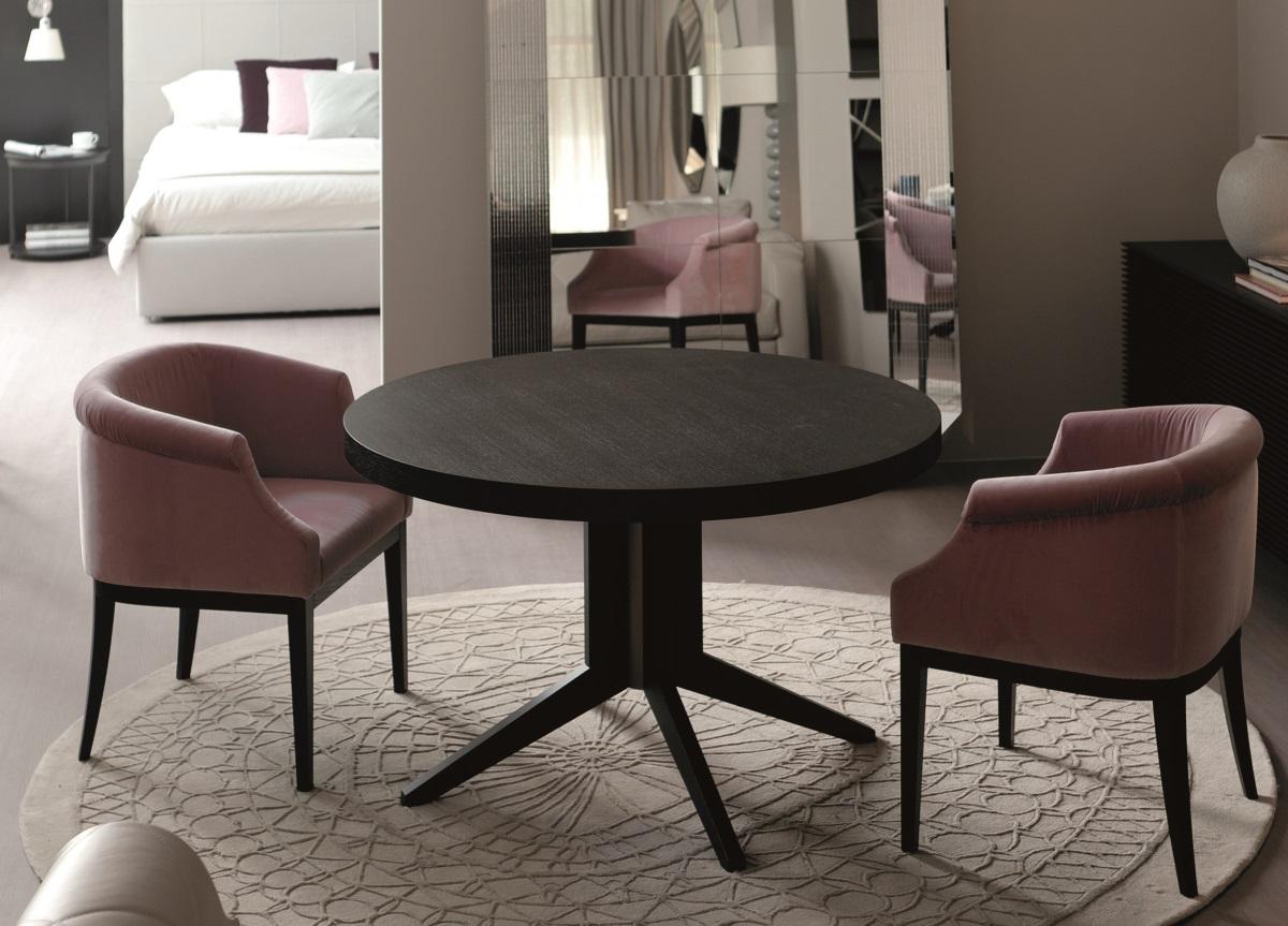 Porada Bryant Extending Dining Table