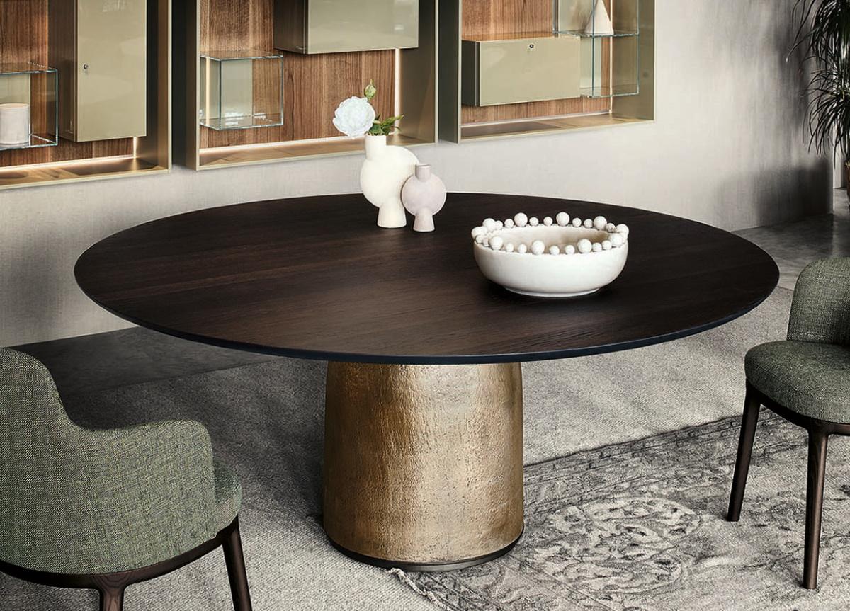 Lema Bule Dining Table