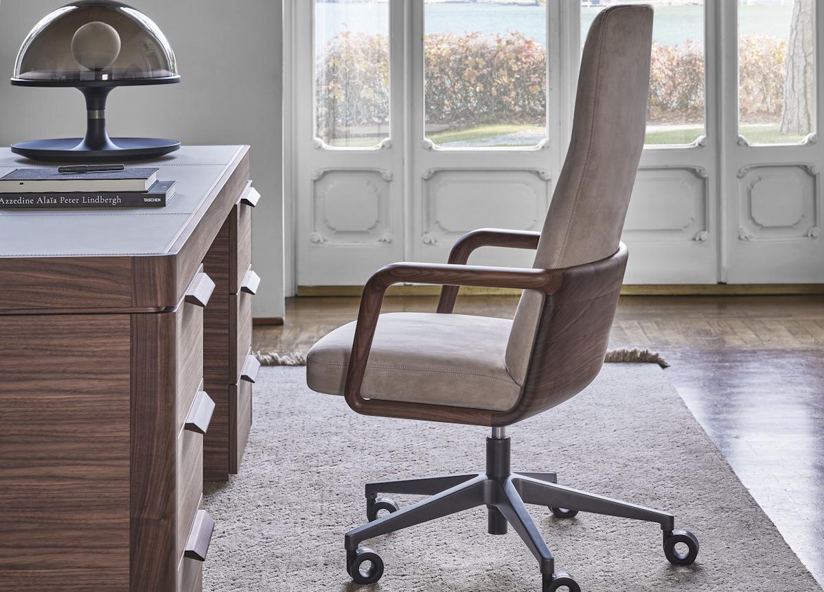 Porada Cuna Executive High Back Armchair