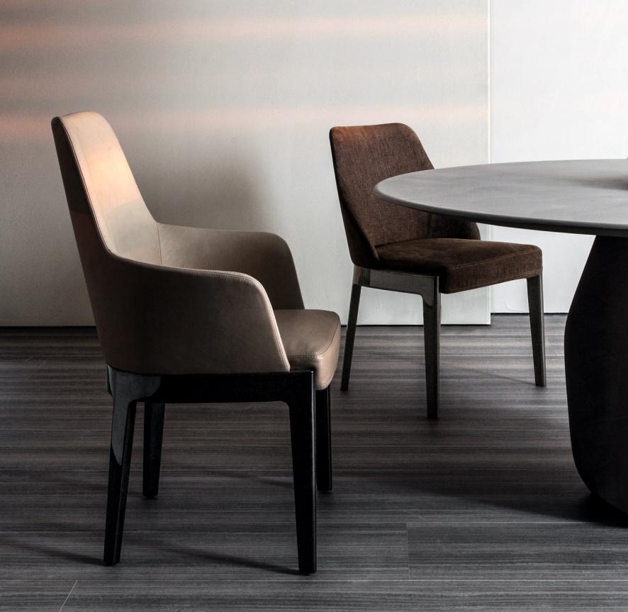 Molteni Chelsea Dining Chair with Arms