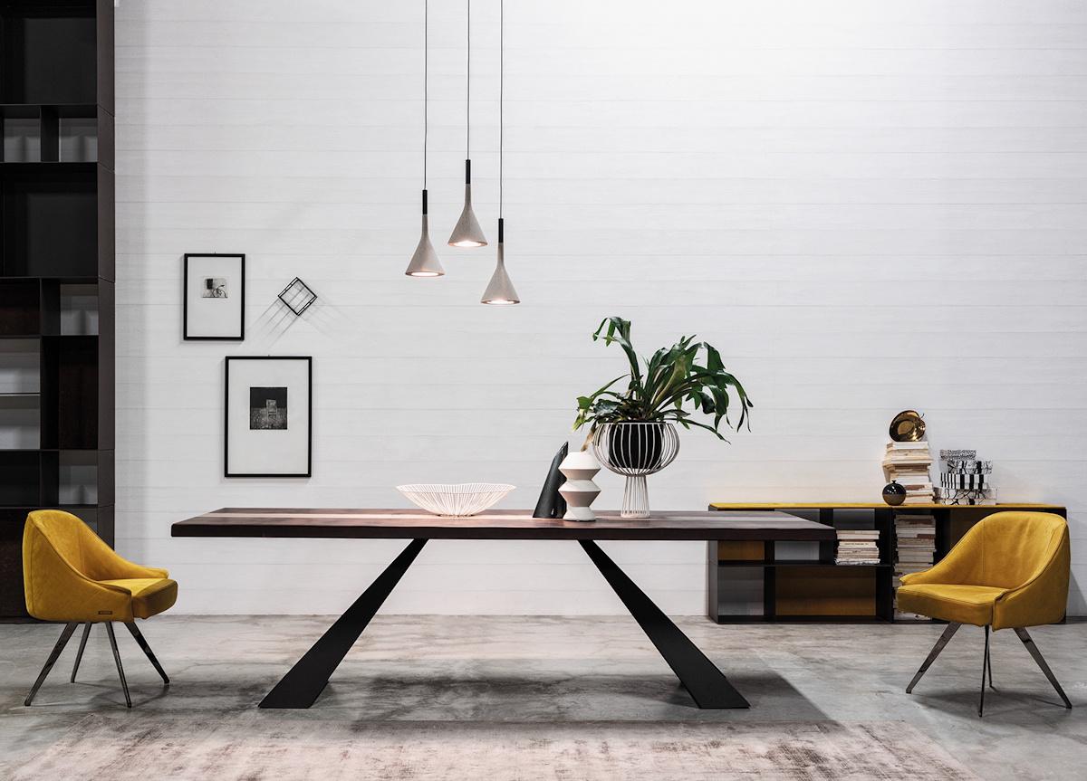 Cierre Boheme Dining Chair with Swivel Base