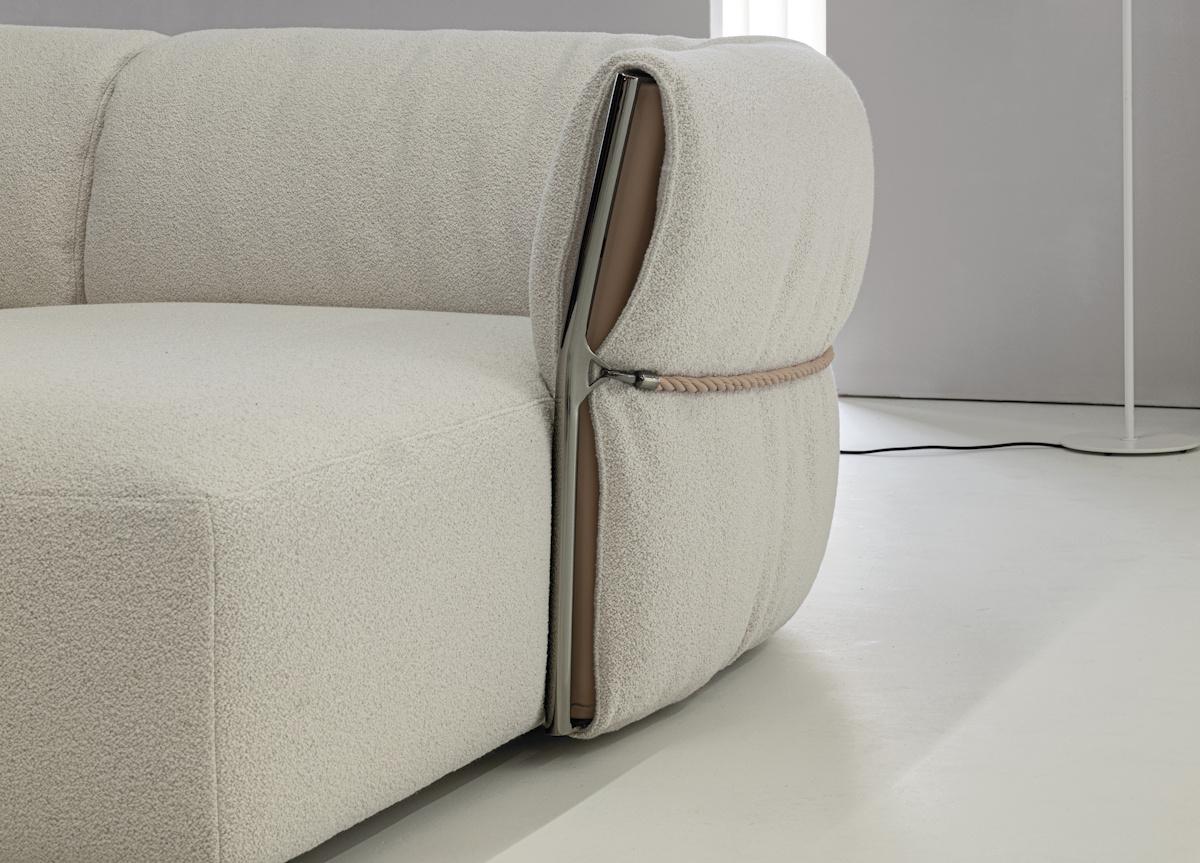 Cierre Belt Modular Sofa