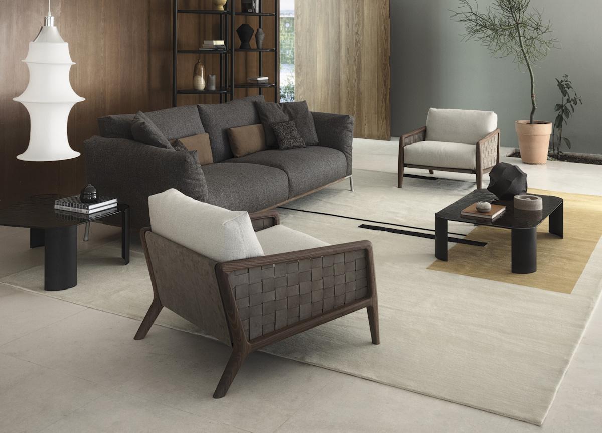 Cierre Iole Armchair