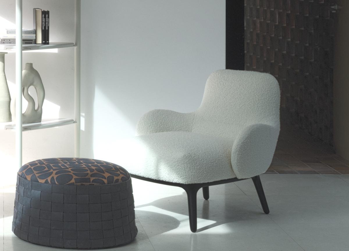 Cierre Woody Armchair