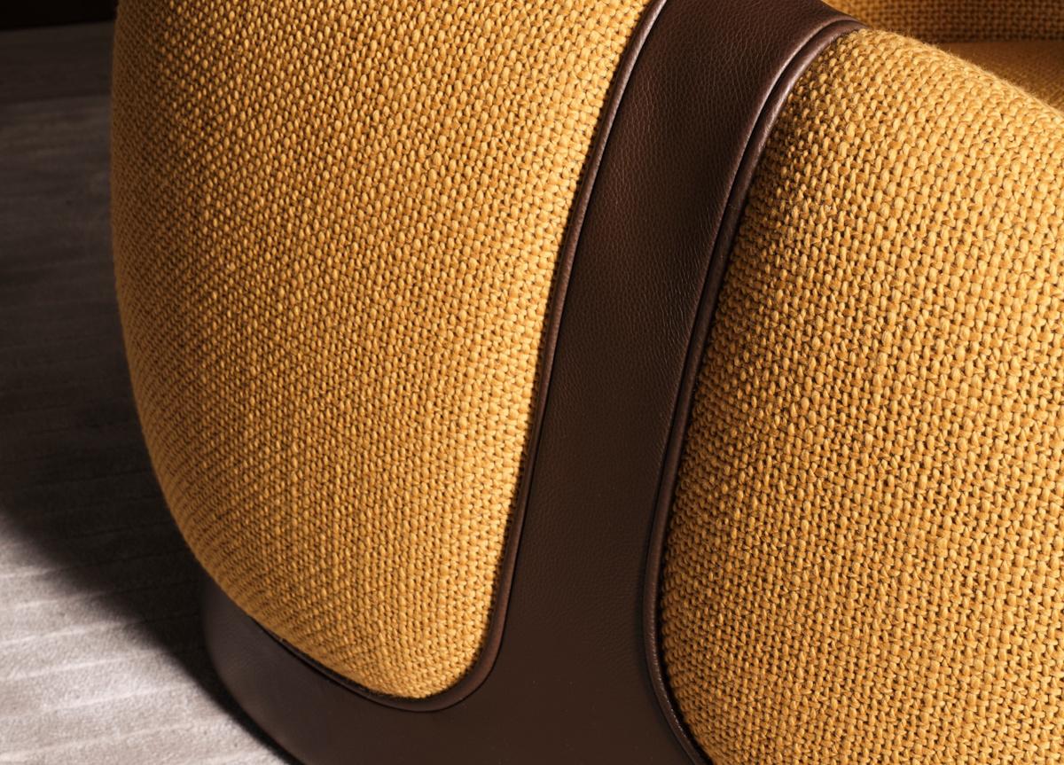 Molteni Corsetto Armchair
