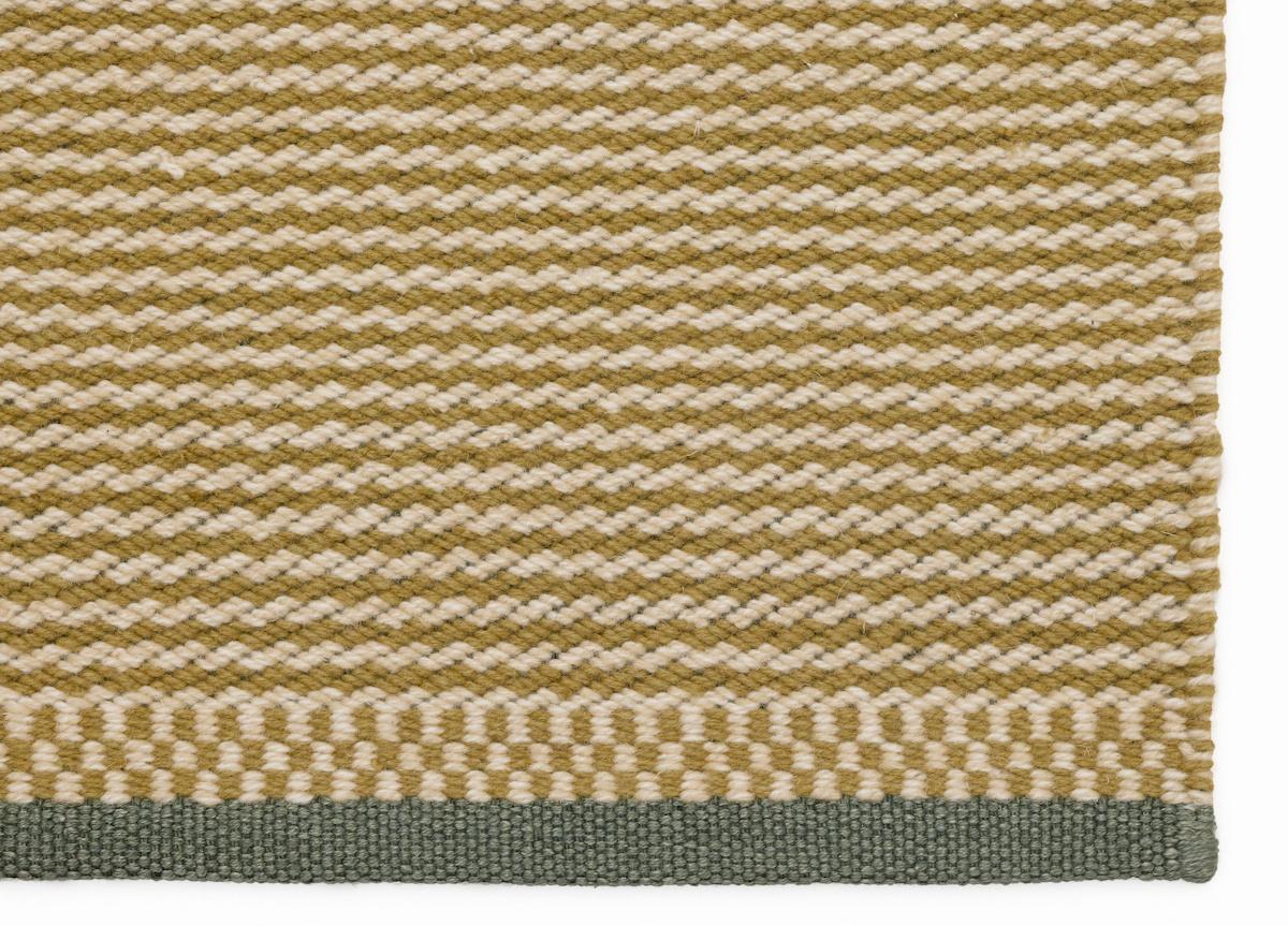 Fabula Living Daisy Rug