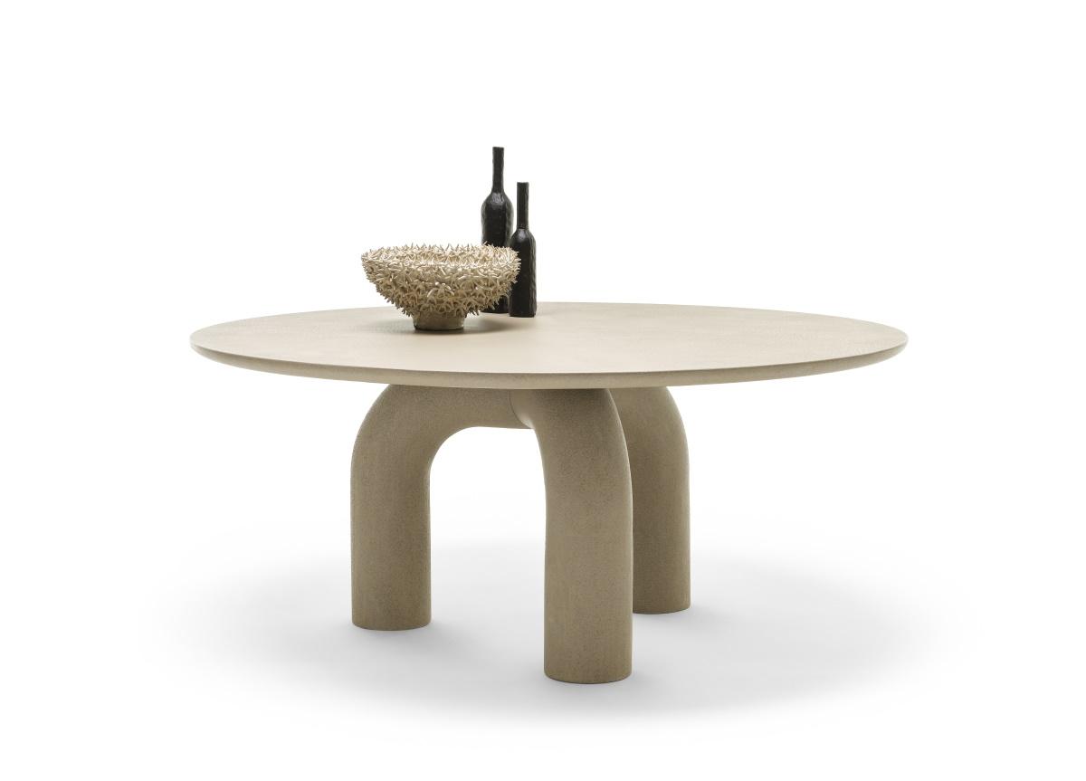 Mogg Elephante Round Dining Table