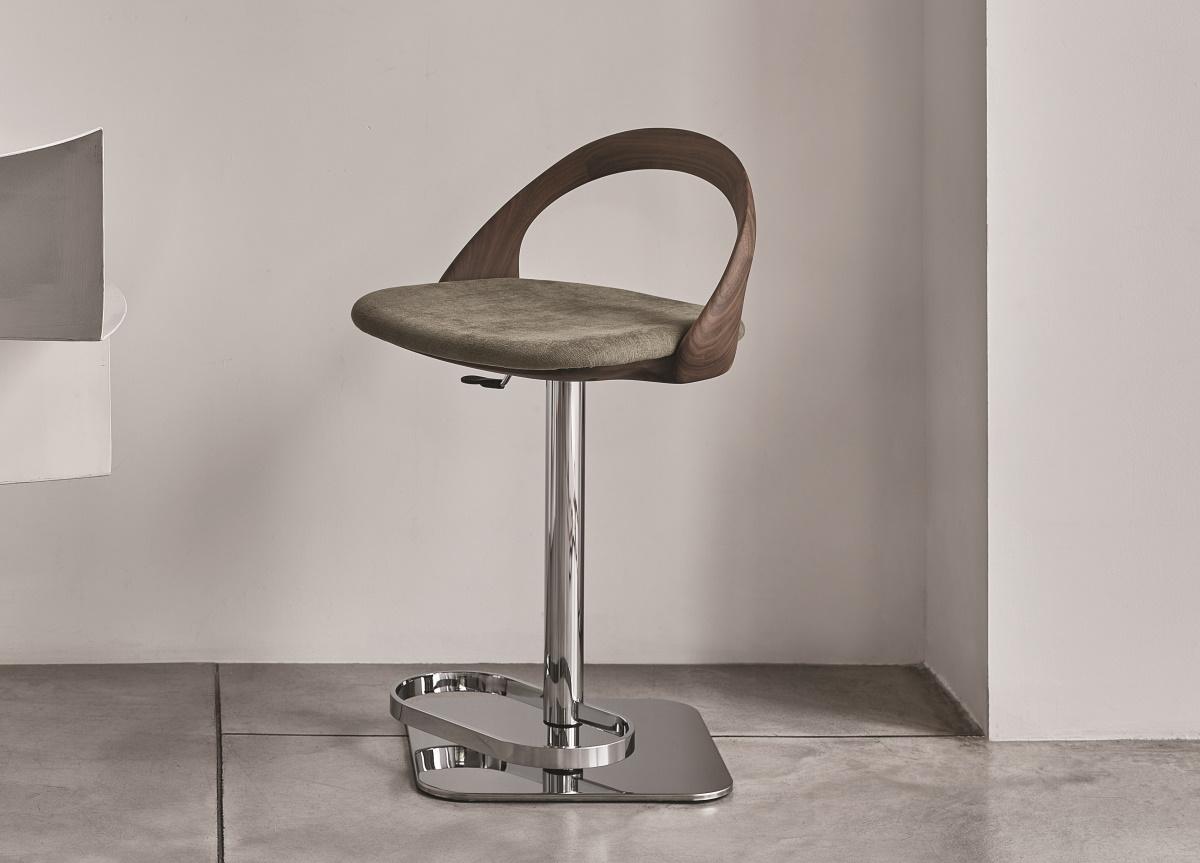 Porada Ester Lift Bar Stool