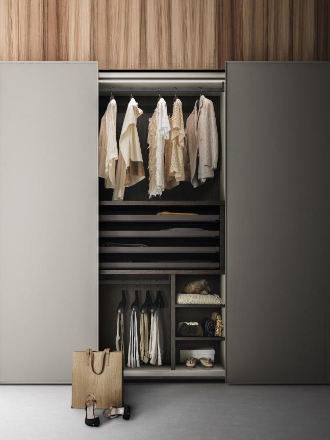 DaFre Frame Sliding Door Wardrobe