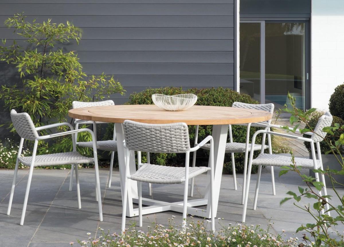 Manutti Fuse Round Garden Table - Now Discontinued