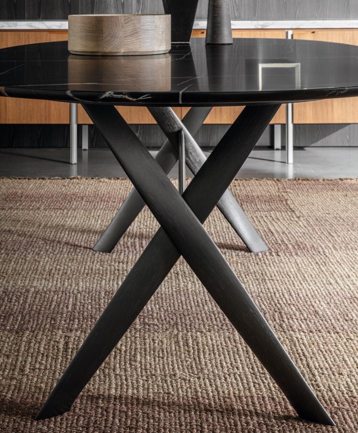 Molteni Gatwick Dining Table