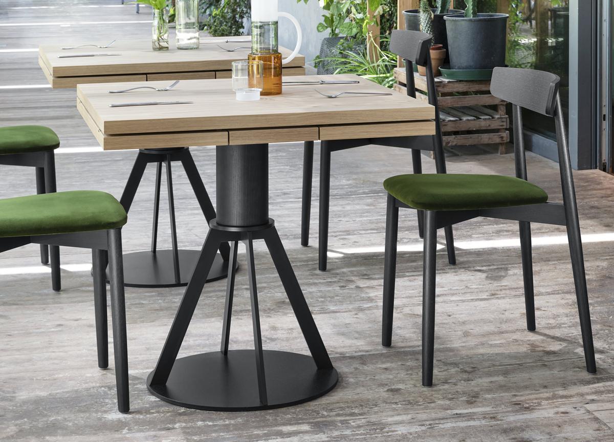 Miniforms Geronimo Extending Dining Table