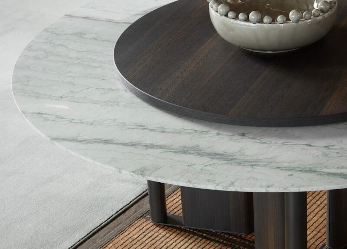 Lema In Between Round Dining Table