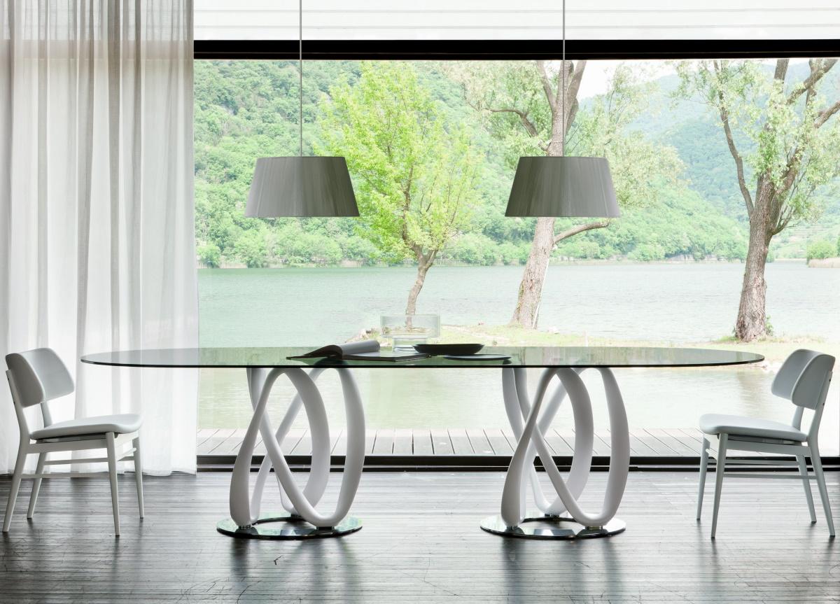 Porada Infinity Oval Dining Table