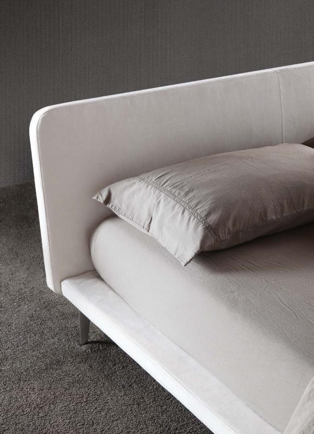 Kyros Upholstered Bed