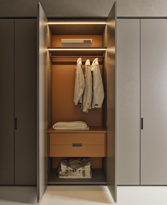 Molteni Gliss Master Linear Wardrobe