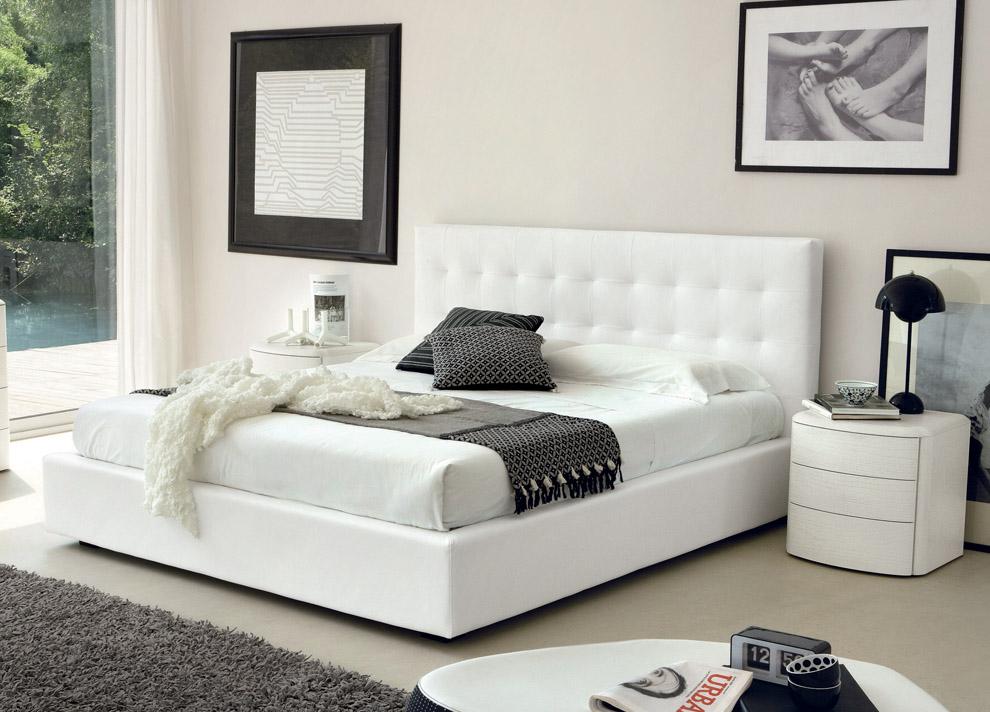 Live King Size Bed
