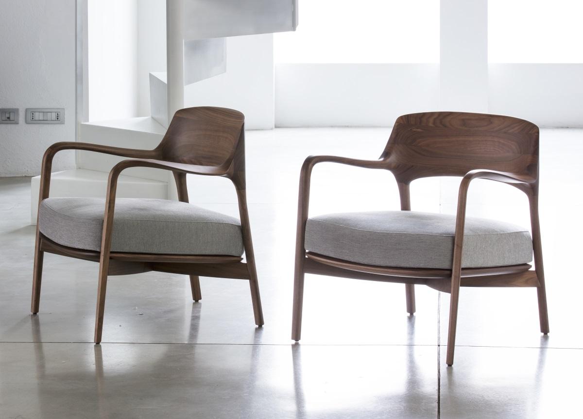 Porada Louis Armchair