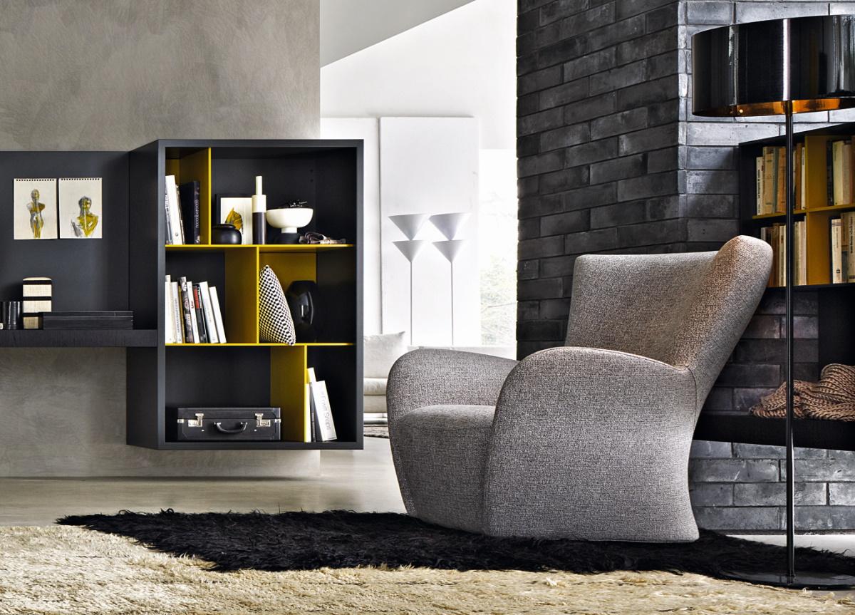 Molteni Mandrague Armchair