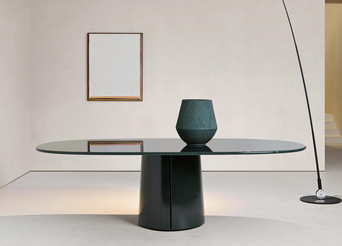 Molteni Mateo Oval Dining Table